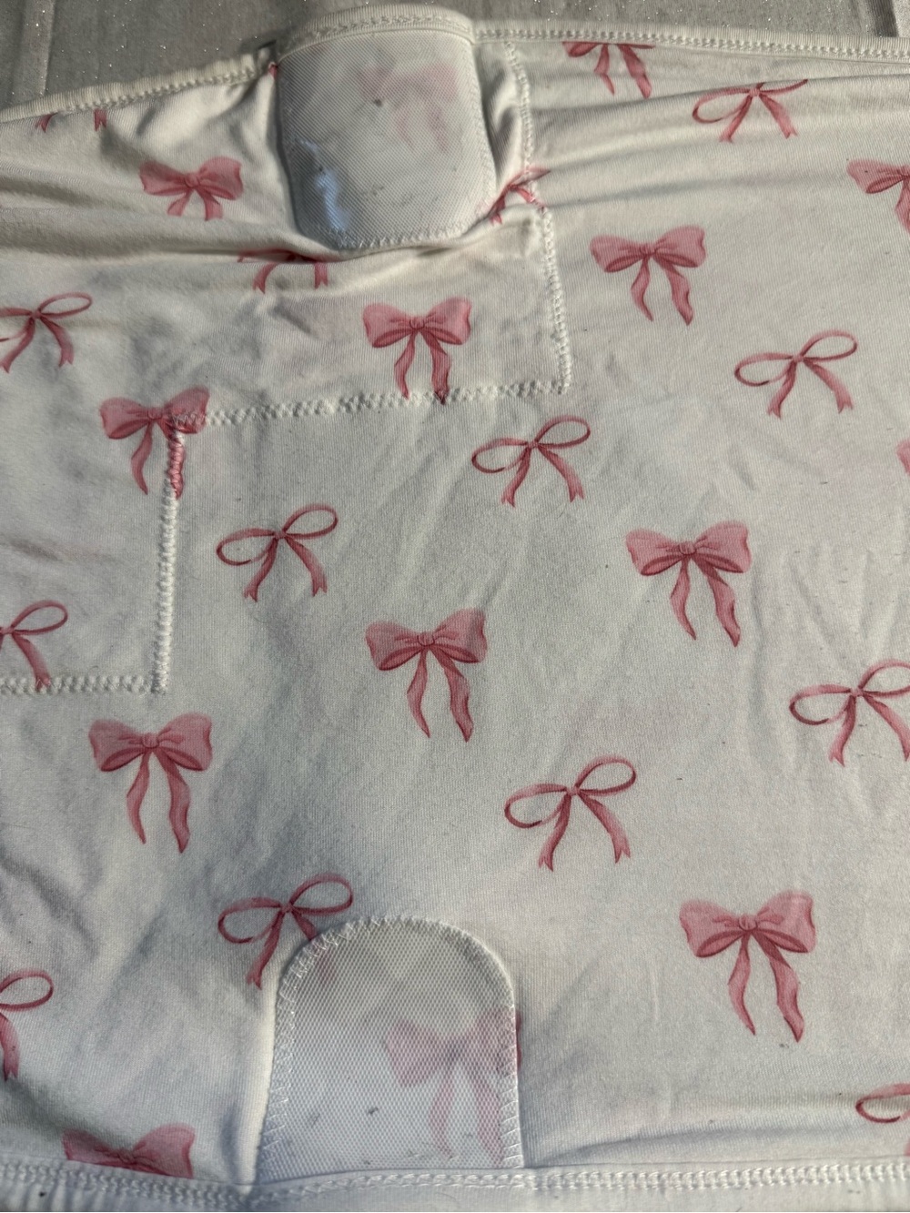 Kyte BABY Sleep Sack swaddle with Pink Bow Print - Picture 9 of 10